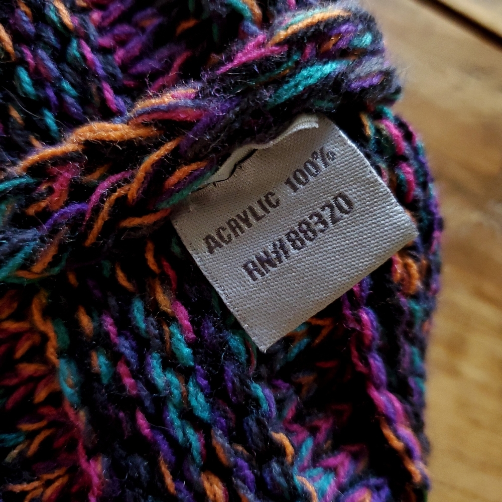 C. C Women’s Cable Knit Colorful Beanie - Picture 7 of 15